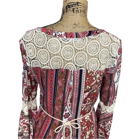 Ark & Co Crochet Accent Floral Mini Swing Dress - Picture 5 of 10